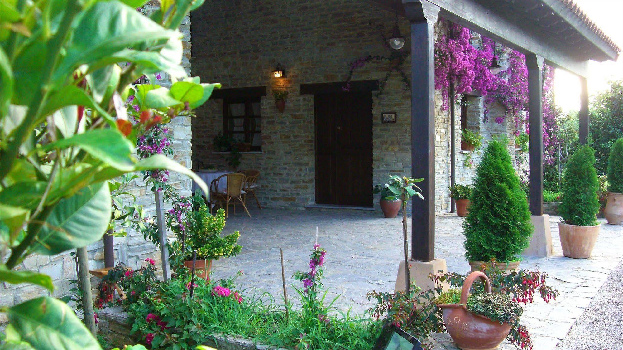 Hotel Rural Casona De Cefontes Exteriér fotografie